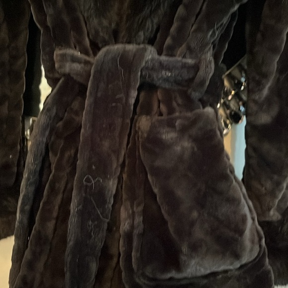 La vie en rose stunning ladies long Robe . - Picture 7 of 7